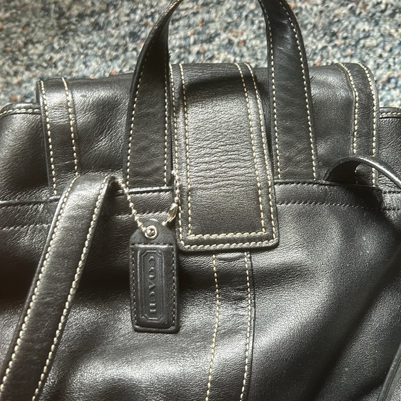 REDUCED!!Pre-Owned authentic leather coach backpack - Picture 7 of 11